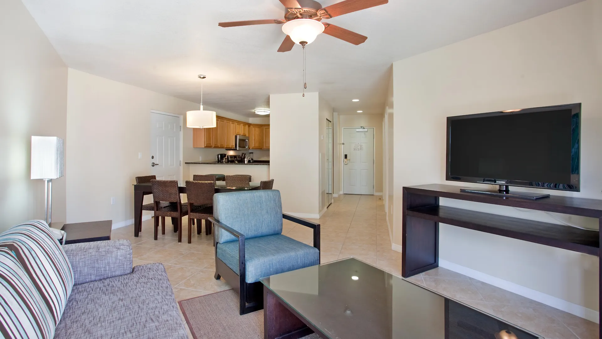 Holiday Inn Resort Grand Cayman By Ihg (Adults Only) West Bay 3*,