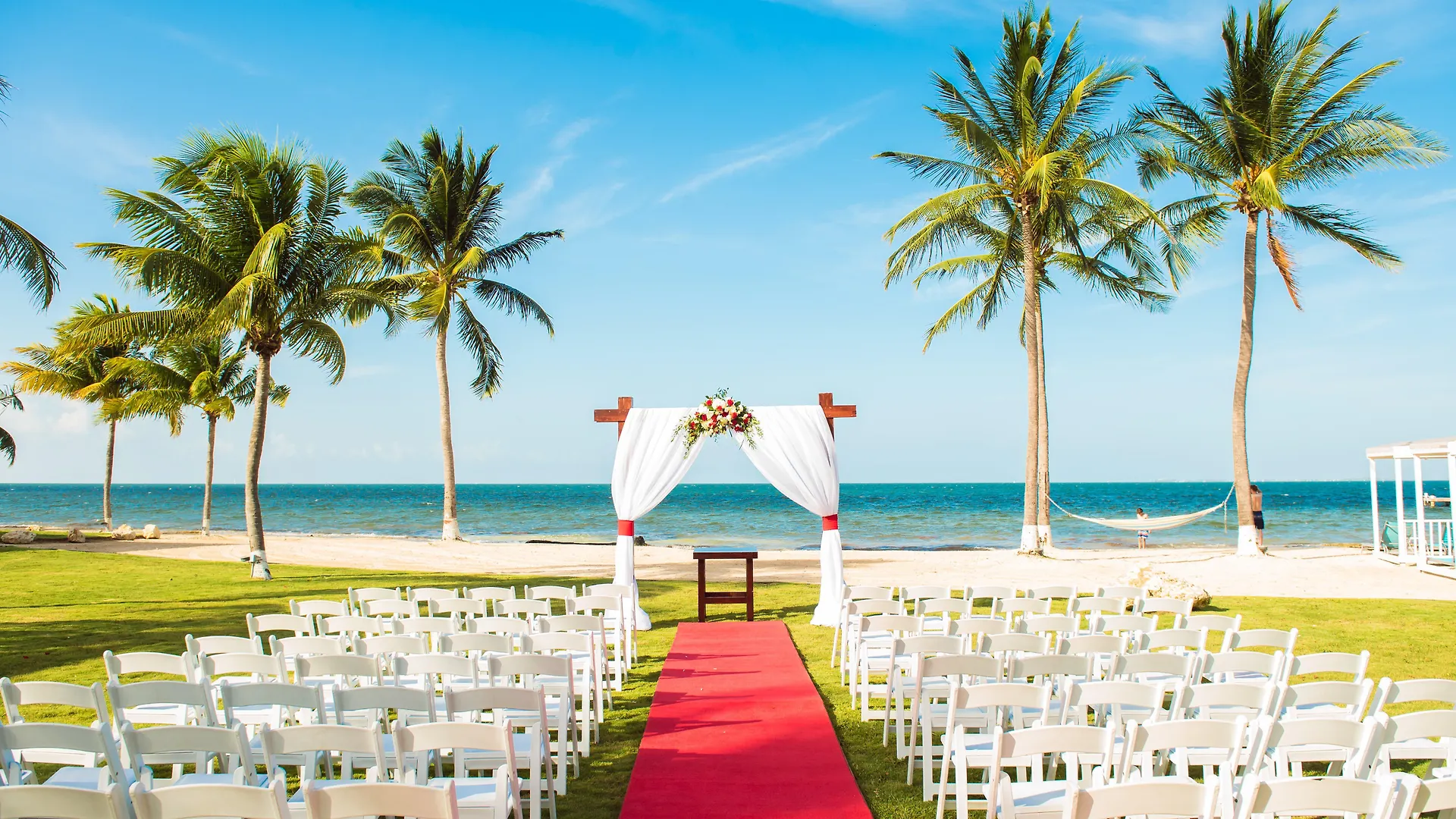***  Holiday Inn Resort Grand Cayman By Ihg (Adults Only) West Bay Islas Caimán