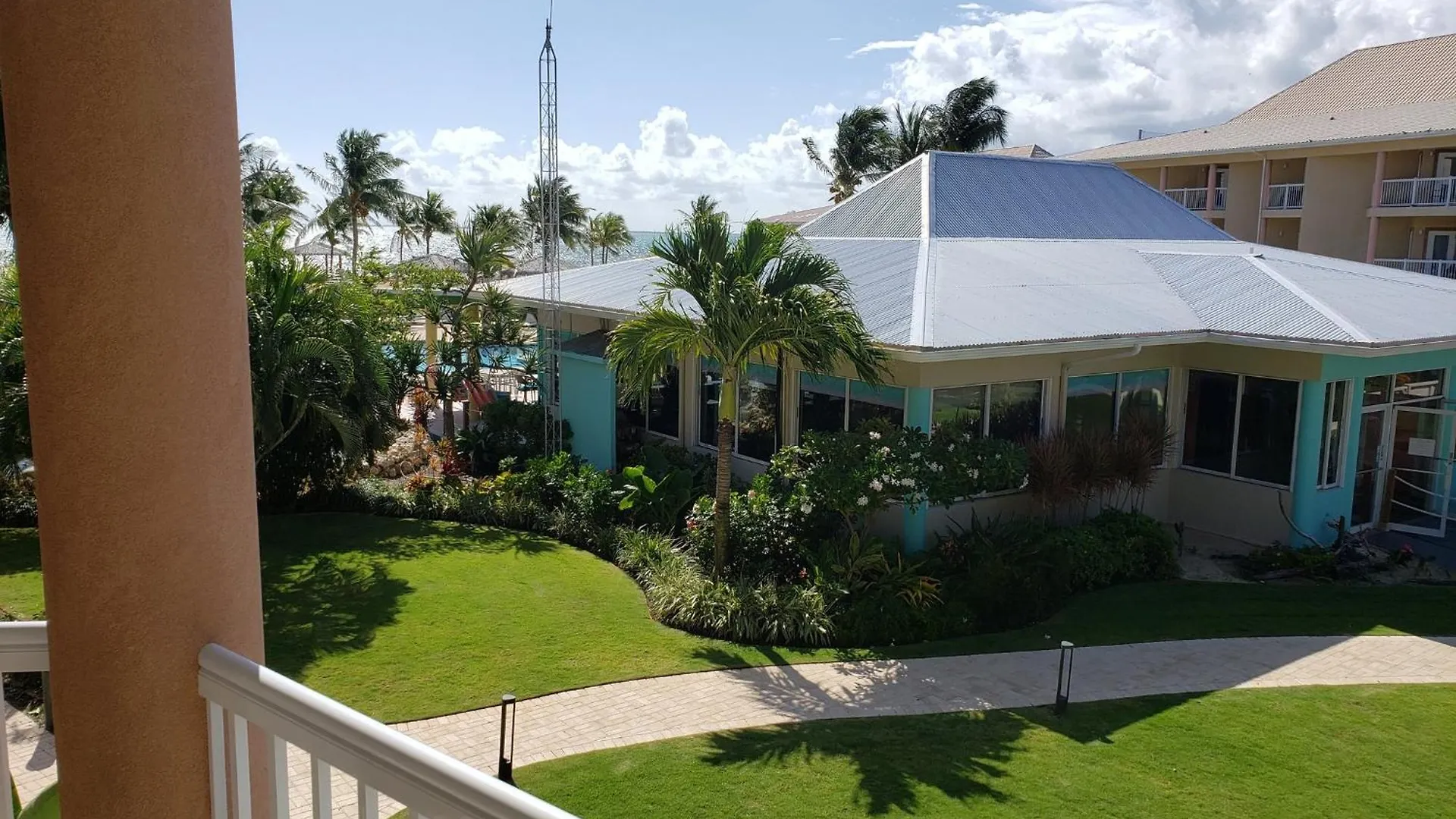 Holiday Inn Resort Grand Cayman By Ihg (Adults Only) West Bay