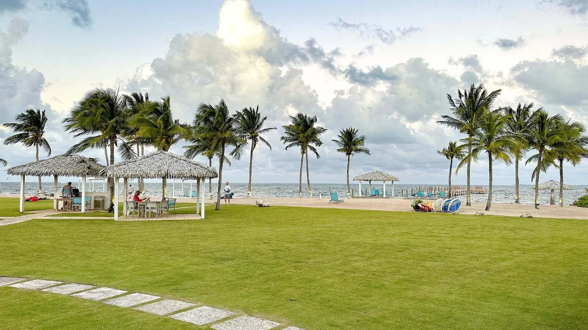 Holiday Inn Resort Grand Cayman By Ihg (Adults Only) West Bay