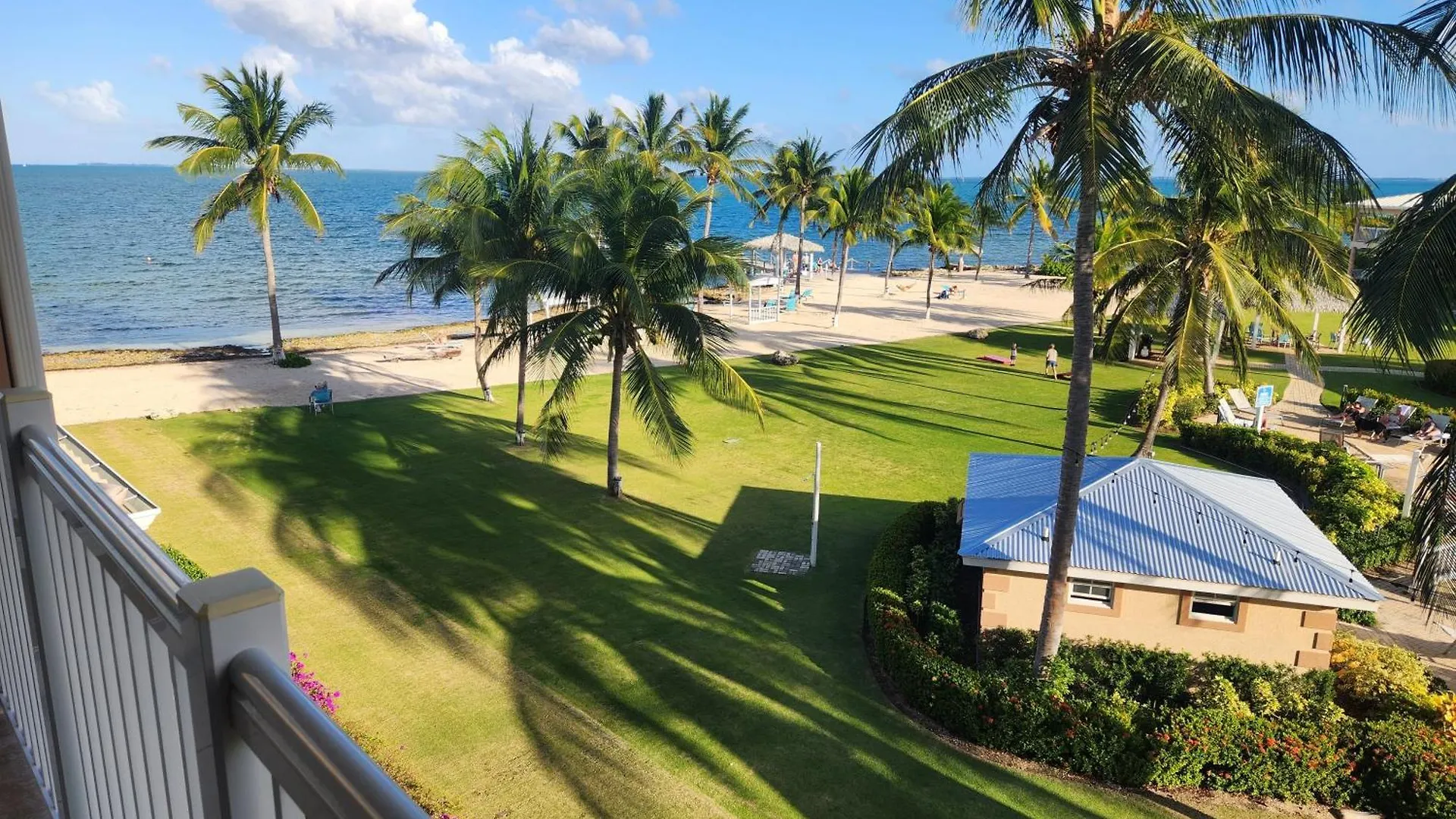 ***  Holiday Inn Resort Grand Cayman By Ihg (Adults Only) West Bay Islas Caimán
