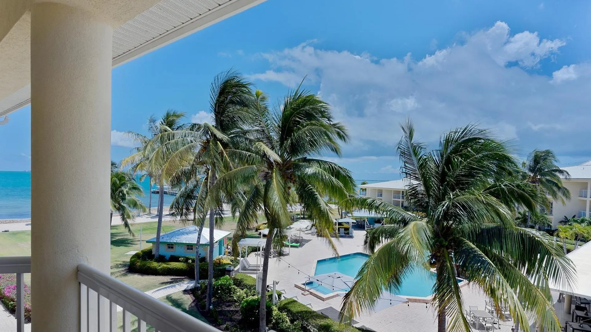 Holiday Inn Resort Grand Cayman By Ihg (Adults Only) West Bay 3*,  Islas Caimán